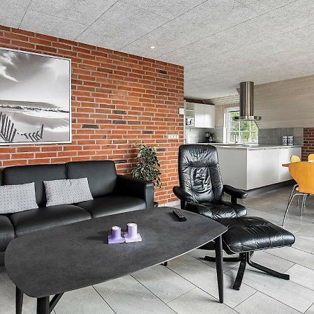 12 Person Holiday Home In Ringk Bing Ringkøbing Екстериор снимка